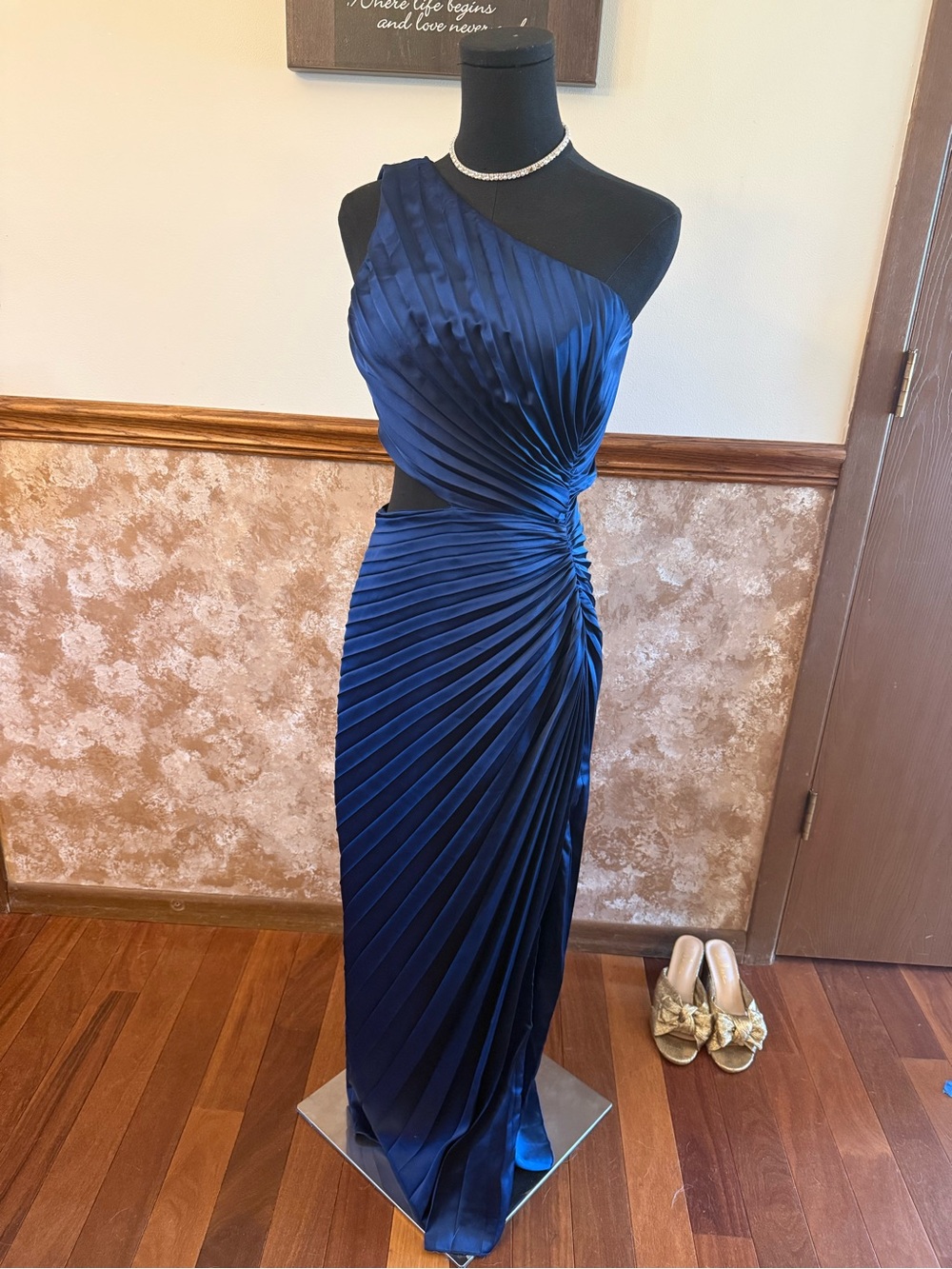 Abercrombie & Fitch One-Shoulder Navy Blue Pleated Evening Gown